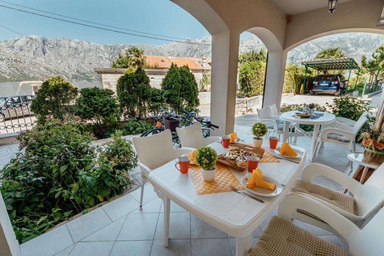 Apartments Cosovic Kotor Luaran gambar