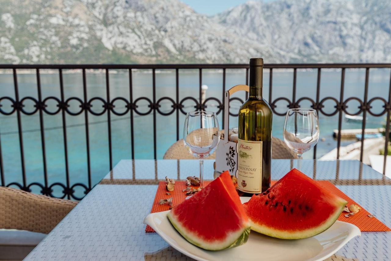 Apartments Cosovic Kotor Luaran gambar