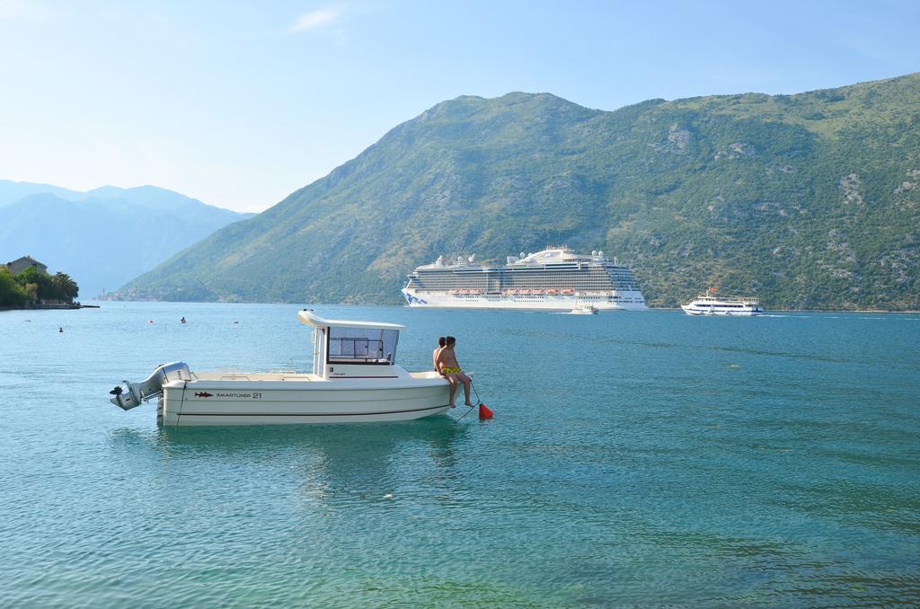Apartments Cosovic Kotor Luaran gambar